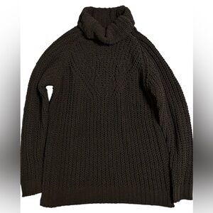 Women’s Turtleneck | Small